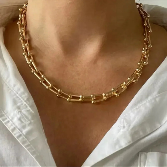 Anthropologie Jewelry - Hardware Graduated Link Gold STAINLESS STEEL Waterproof Necklace